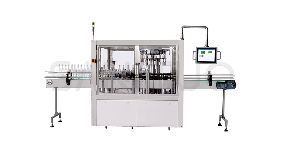 Rotary labeling machine